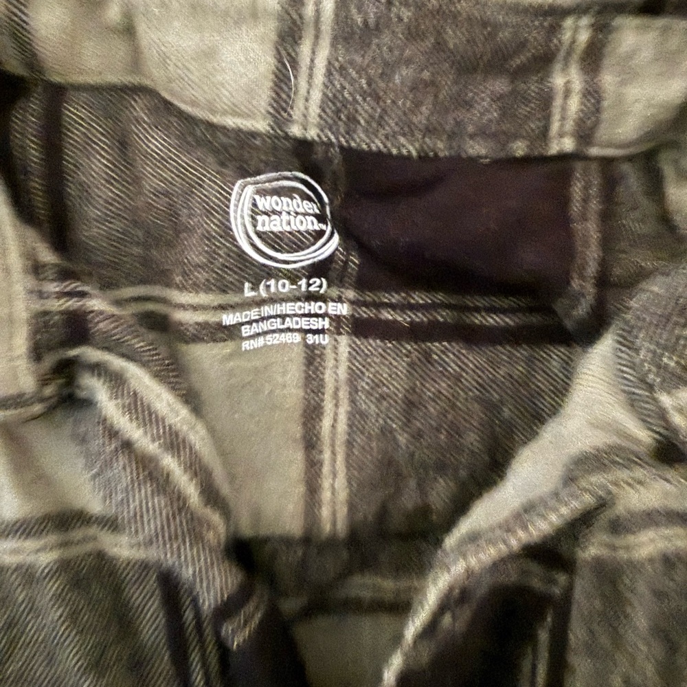 Vans Kids Mixed Color Clothing Lot - Maroon, Camouflage, Black, Blue, Gray - Picture 13 of 14
